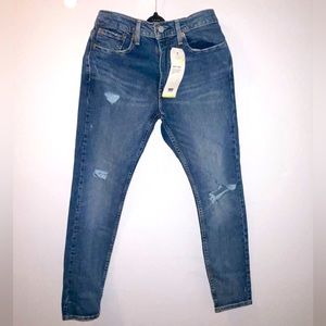 Levi’s flex Jean